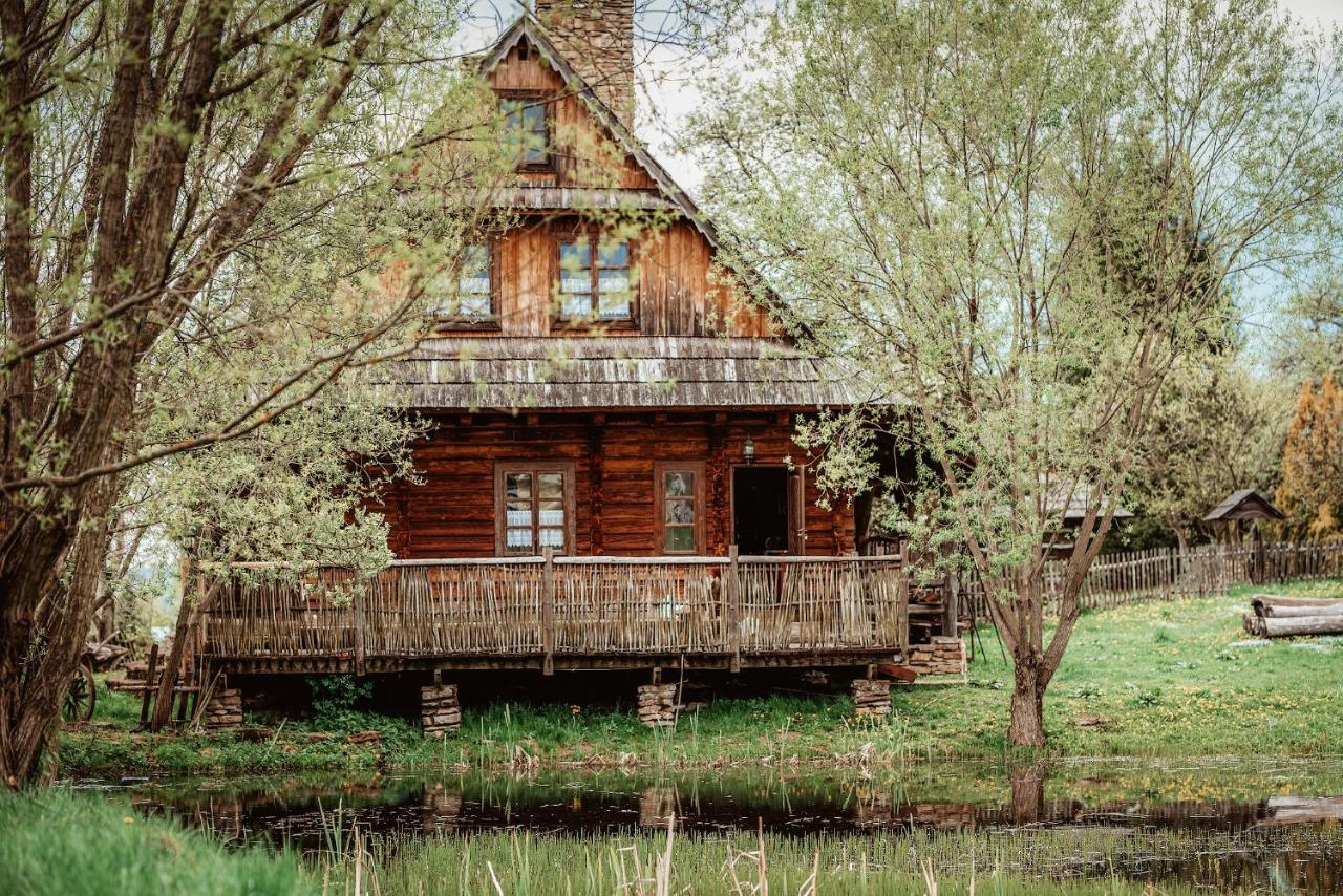 Przystanek Ropienka Lesniczowka Villa Ngoại thất bức ảnh